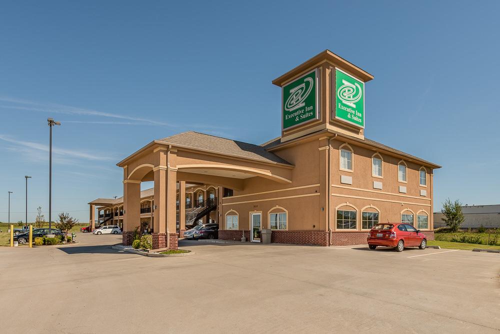Executive Inn & Suites Cushing Eksteriør bilde